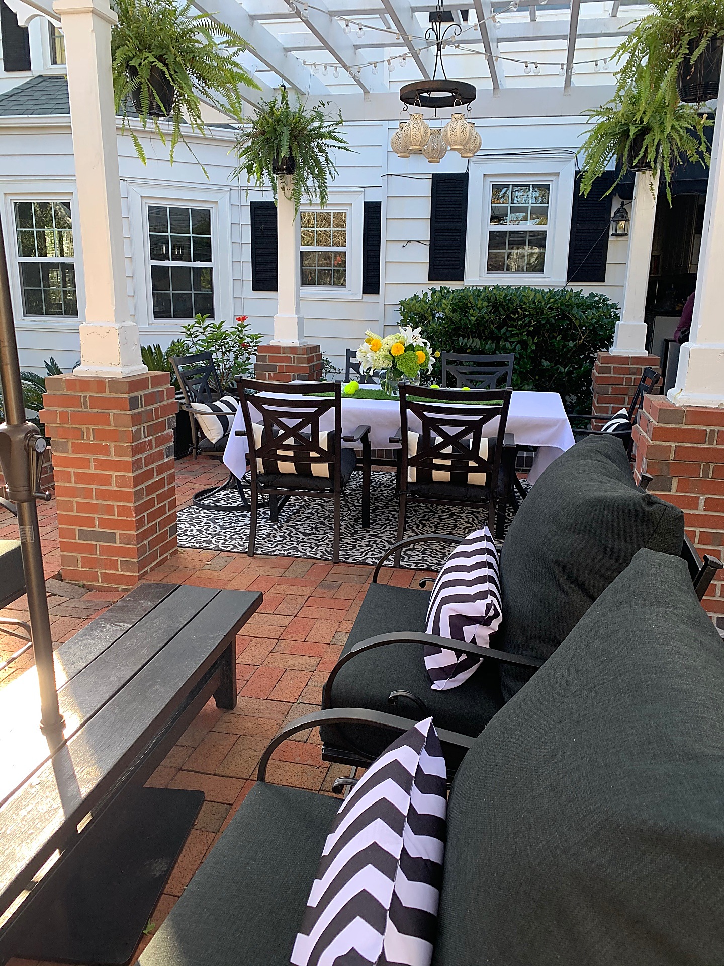 Covered patio and outdoor dining after